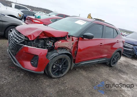 2023 Nissan Kicks Sr Xtronic Cvt z USA, uszkodzony, nr VIN 3N1CP5DV5PL574427